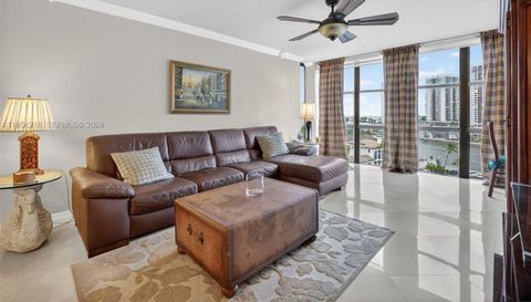 1000 Parkview Dr