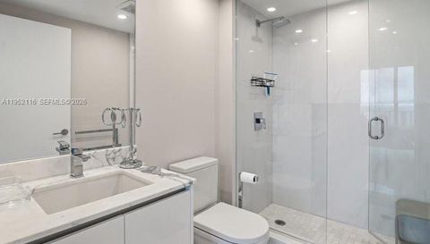 330 Sunny Isles Blvd