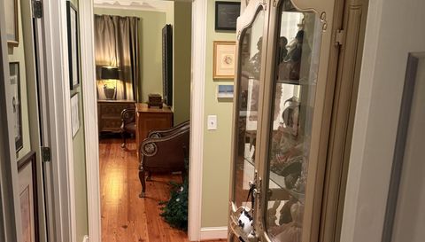 4806 Greenhill Blvd NW