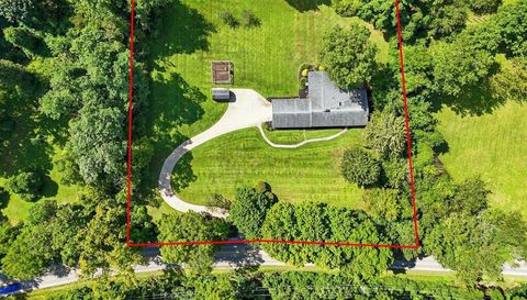 2200 Yellow Creek Rd