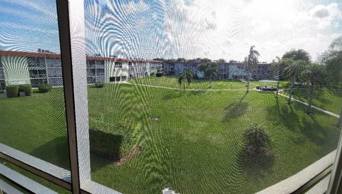 3300 Springdale Boulevard