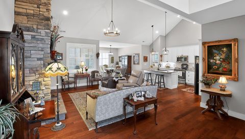 3757 Laurel Park Hwy Hendersonville