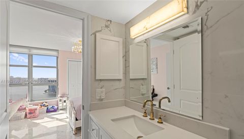 3500 Mystic Pointe Dr