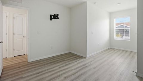 5323 DRAGONFLY DRIVE