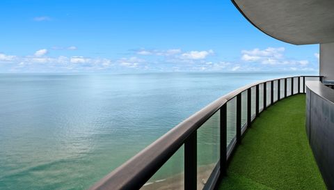 18555 Collins Ave Apt 2405