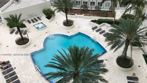 300 Biscayne Blvd