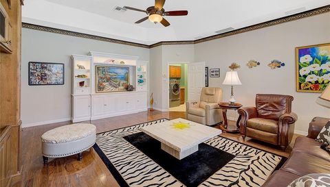 2123 Calusa Lakes