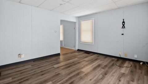 1622 E Cornell Avenue