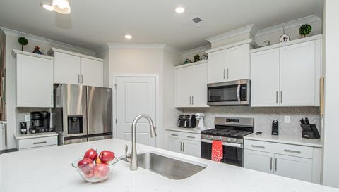 177 Sari St