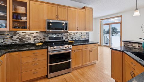 2728 Headland Court SW