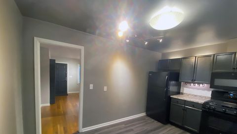 1803 White Oak Hollow NE