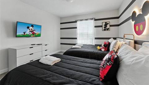 5025 WINDERMERE AVENUE