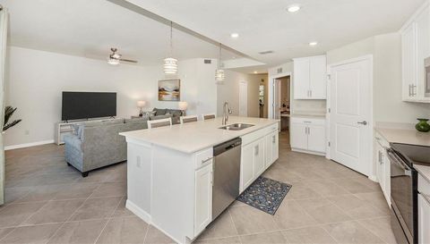 12550 GALAPAGOS STREET