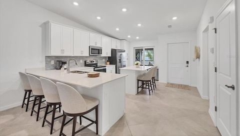 12520 GALAPAGOS COURT