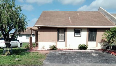 1419 Yellowthroat St