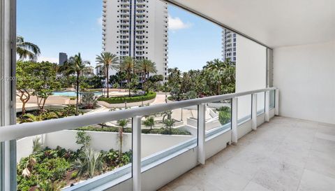 21205 Yacht Club Dr