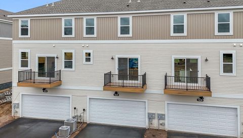 14606 Rhinestone Street NW