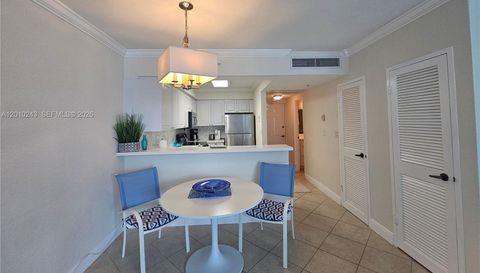 2501 N Ocean Dr