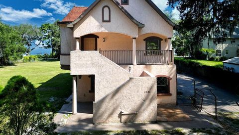 9002 Lakeshore Dr
