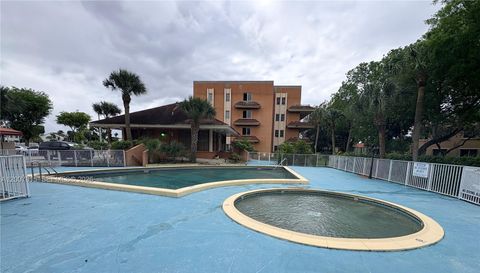 17600 Nw 68th Ave