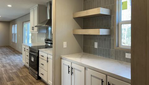 6008 Apple Wyrick Rd