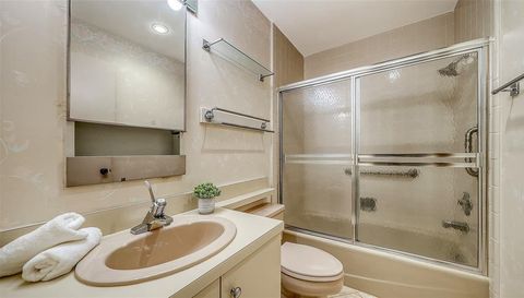 6275 MIDNIGHT PASS ROAD