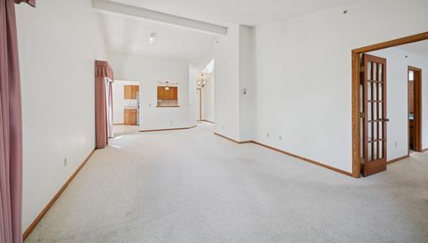 2639 Lake Court Circle