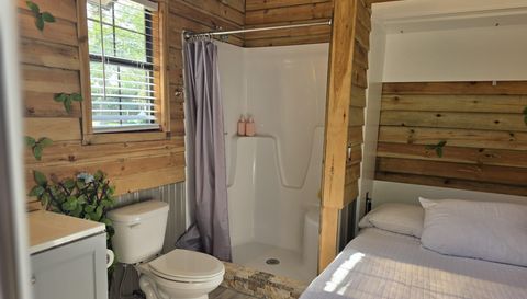 4650 Griffith Marina Rd