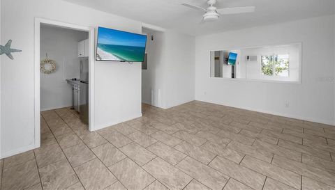 1739 SIESTA DRIVE