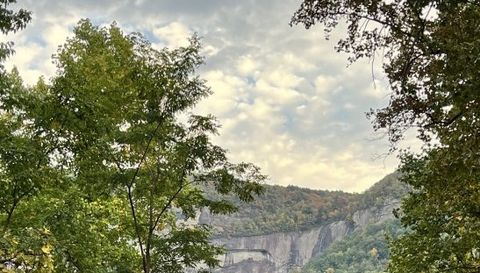 384 Cascada Vista Dr