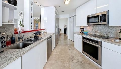 808 Brickell Key Dr