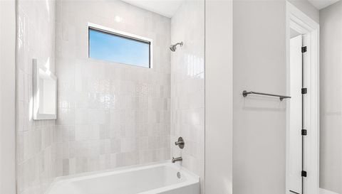 1326 W NEW HAMPSHIRE STREET