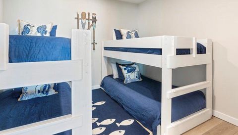 1725 White Cloud Drive N