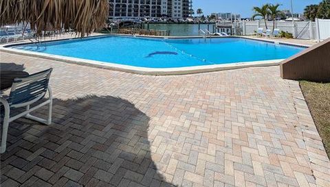 255 Dolphin Point