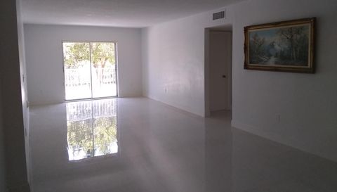 1735 NE 164th St #210