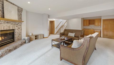 10035 Gristmill Ridge