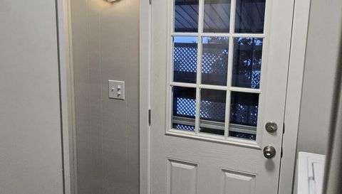 5635 N Seagull Dr NE