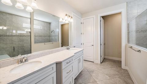 825 SEASCAPE PLACE