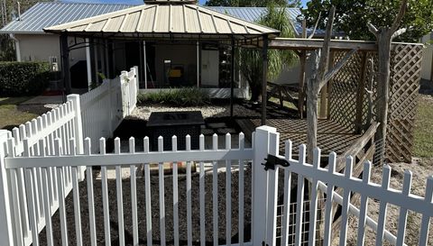 222 Highlands Lake Dr