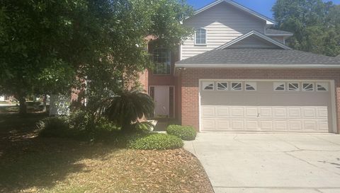 200 Sugar Plum Dr