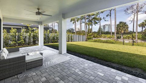 23208 W Eldorado Ave