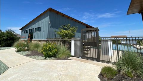 459 Eclipse Dr