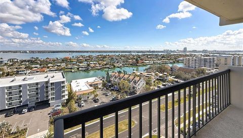 400 ISLAND WAY