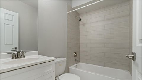 1642 W Julian Street