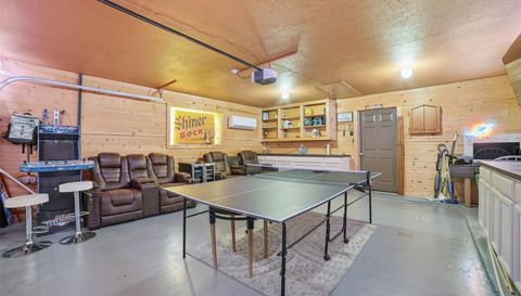 1609 Mesquite LN