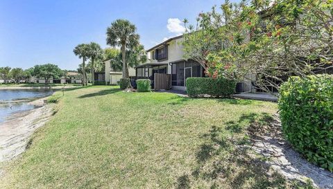 4575 Carambola Cir S