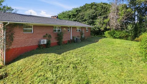 1496 Jenkins Valley Rd