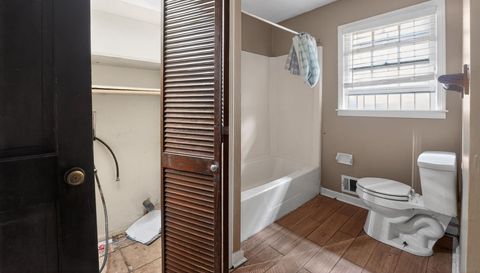 4579 Tudor Castle Dr