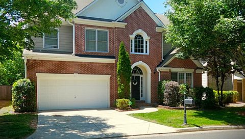 392 Cherry Tree Ln NE