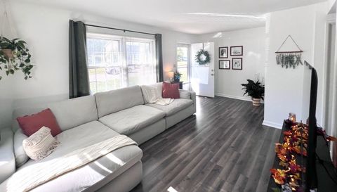 2613 HAWTHORNE Drive